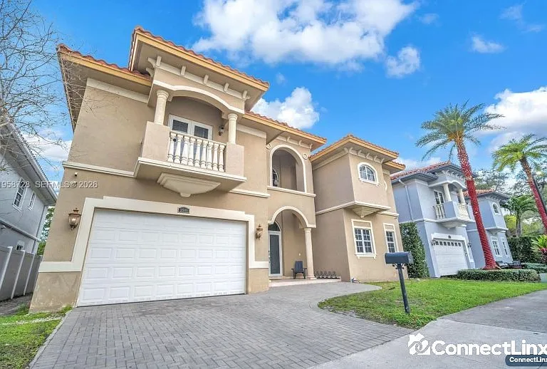 3545 Forest View Cir — Photo 5