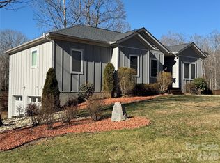 133 Ridge Rd, Candler, NC 28715