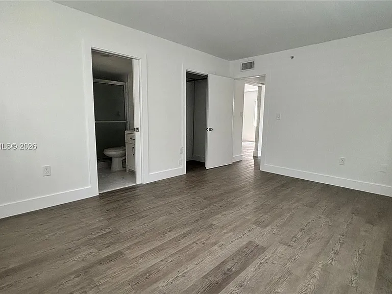8540 SW 133rd Avenue Rd #219 — Photo 12
