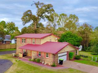 102 Avalon Dr, Warner Robins, GA 31093