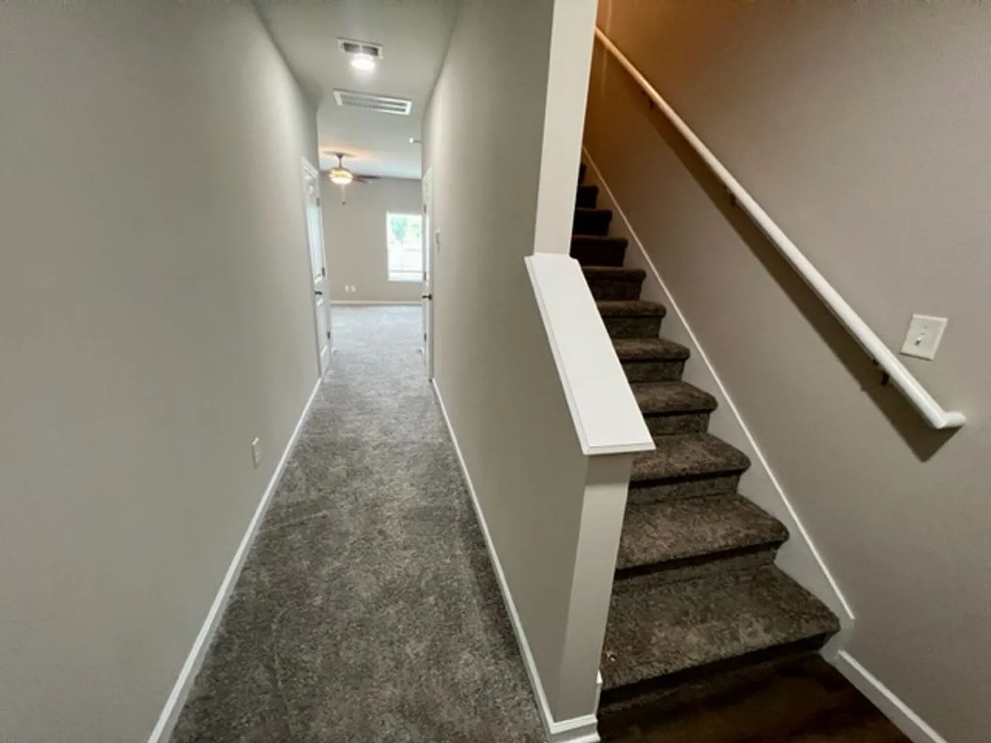 4 Bedroom Home, 2 Miles from MTSU! — Photo 3