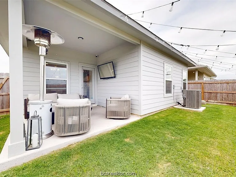 918 Fork Ct — Photo 22