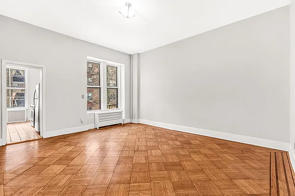 Rented by Sotheby's International Realty | media 18