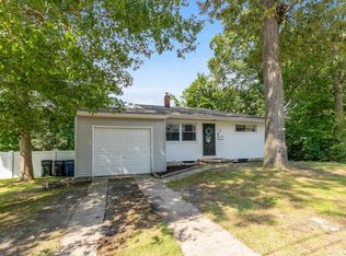 110 Pennsylvania Ave, Absecon, NJ 08201
