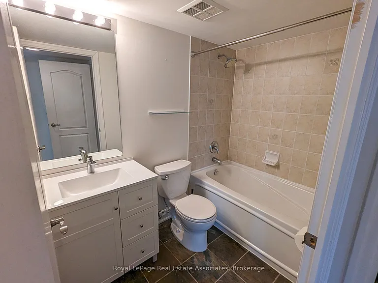 2121 Lake Shore Blvd W #509 — Photo 15