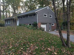 906 Dogwood Hill Ct, Towson, MD