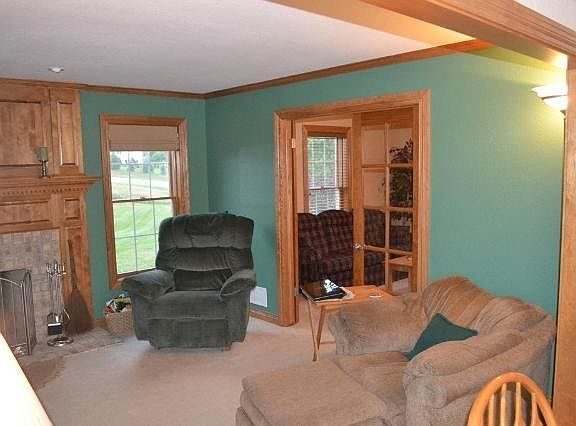 4th image of W302N8632 Woodland Dr