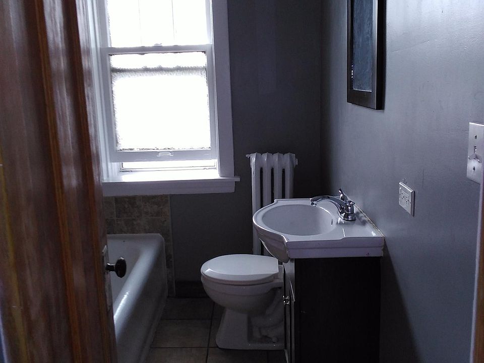 1st image of 2500 N Luna Ave Floor 2