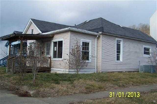 2nd image of 1323 S 9th St