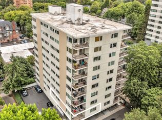 2211 SW Park Pl Unit 204, Portland, OR 97205