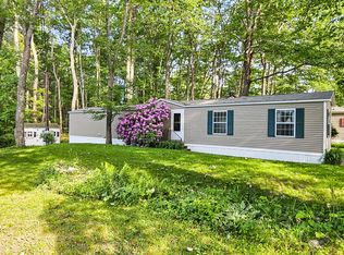 4 Starboard Ln, Freeport, ME 04032