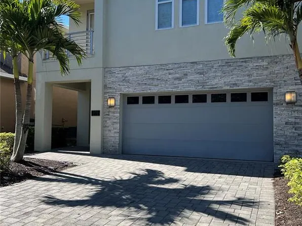 370 Lasso Dr, Kissimmee, FL 34747