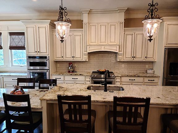 Island and Built-In Table