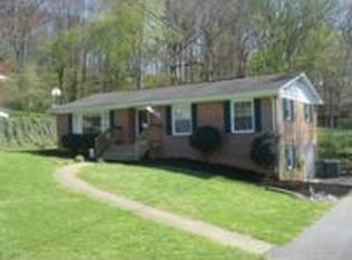 1406 Woodmont Dr, Greeneville, TN 37743