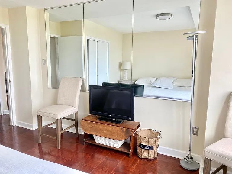 1011 Arlington Blvd #629 — Photo 7