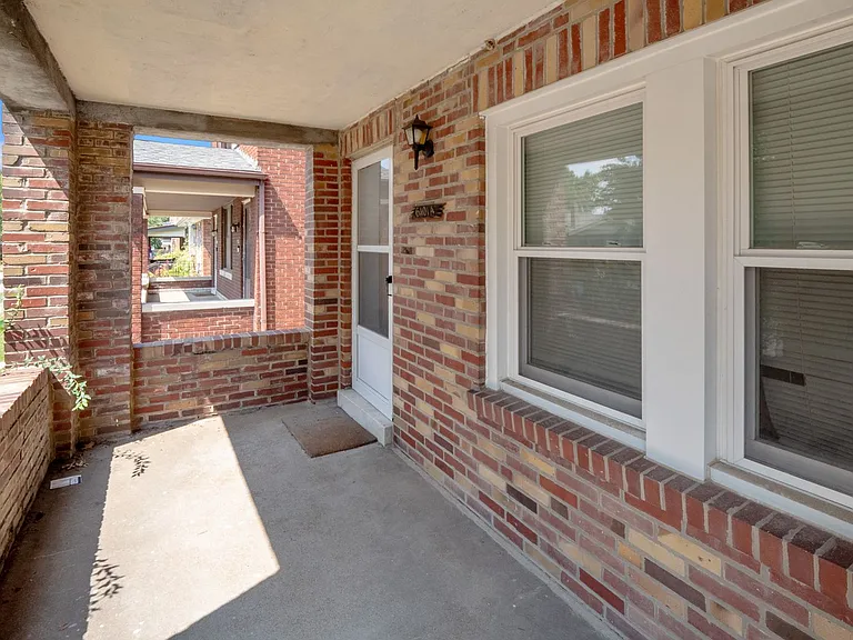 6401 Potomac — Photo 3