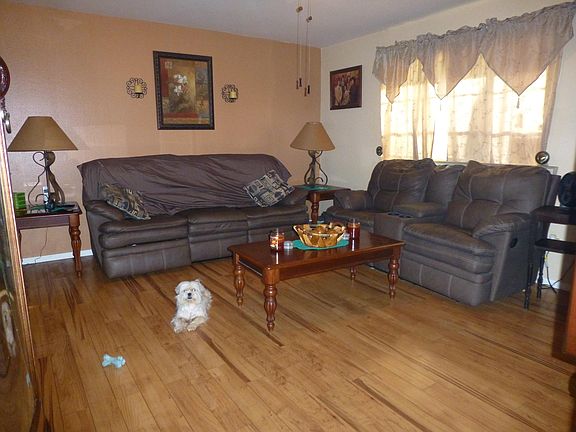 5th image of 371 SE Whitmore Drive