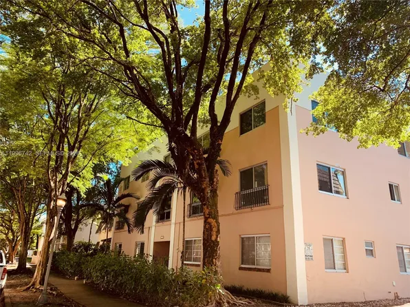 1110 Salzedo St APT 2C, Coral Gables, FL 33134