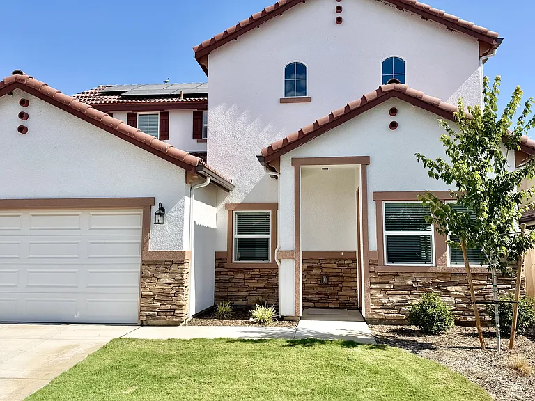1473 Concord Way — Photo 3