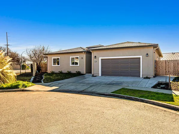 1286 Maxim Dr, Ceres, CA 95307