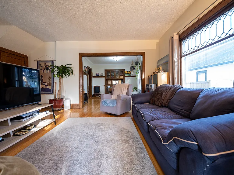 3437 33rd Ave S #1 — Photo 3
