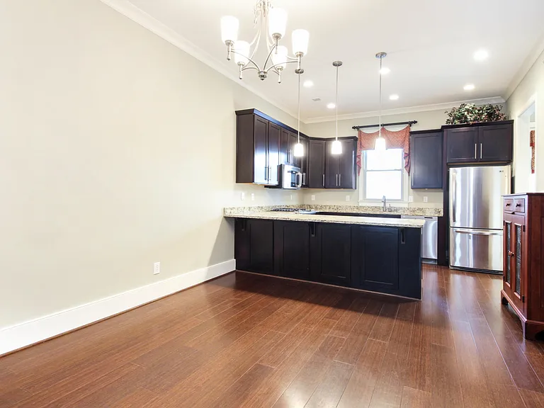 9317 Norton Commons Blvd — Photo 8
