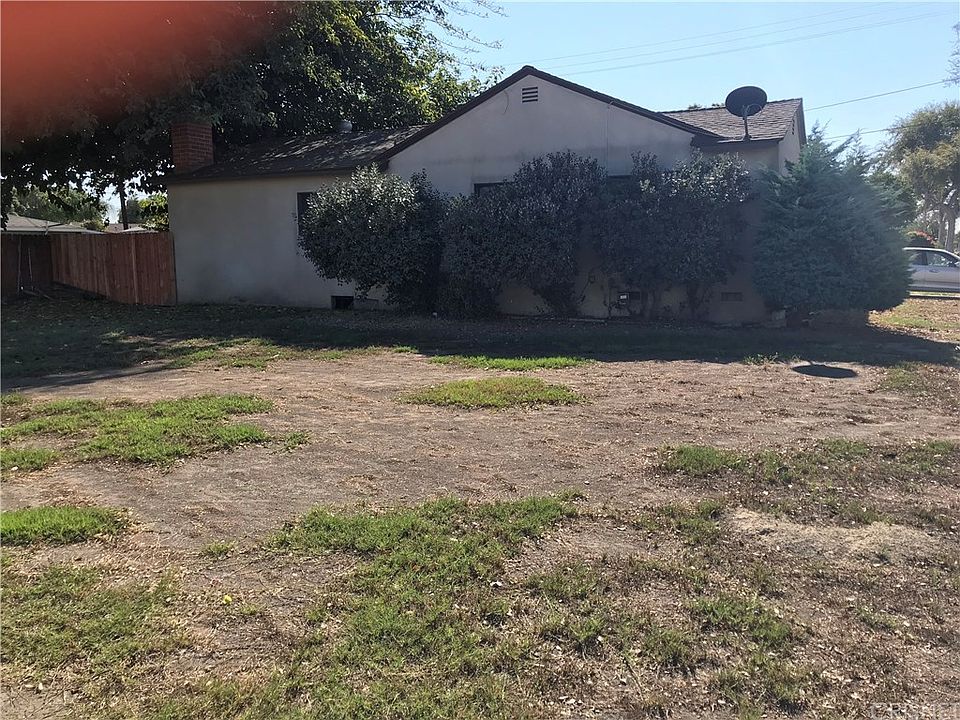 2nd image of 11300 Ernestine Ave