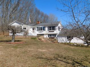 45 Walnut Hill Rd, East Lyme, CT 06333