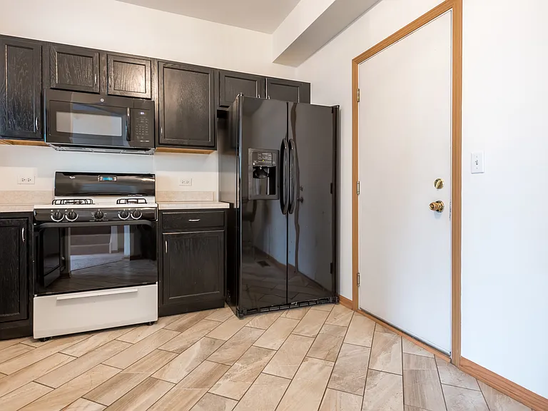 768 County Line Rd — Photo 6
