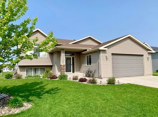 4506 10th St W, West Fargo, ND 58078