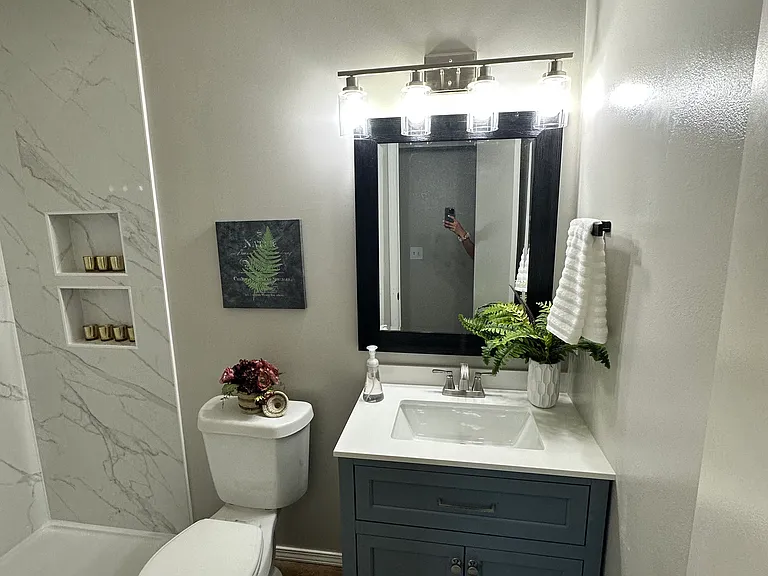 907 W Linden St #907 — Photo 8