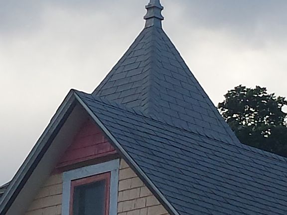 3rd image of 109 E 3rd Ave