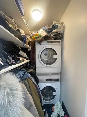 Rented by Compass | media 21