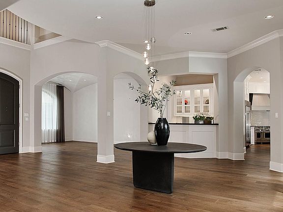 4th image of 23 N Fazio Way