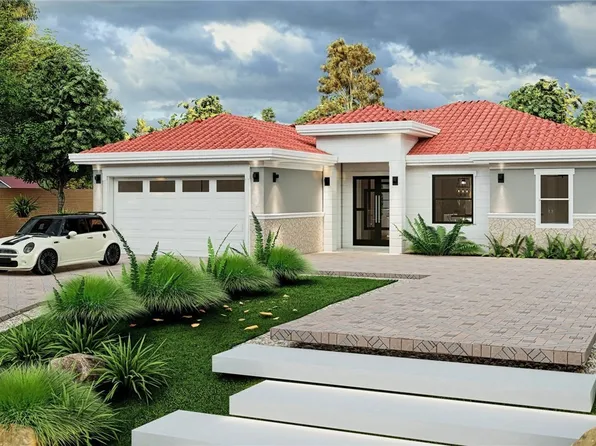 2501 E 13th St, Lehigh Acres, FL 33972