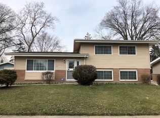 214 Berry St, Park Forest, IL