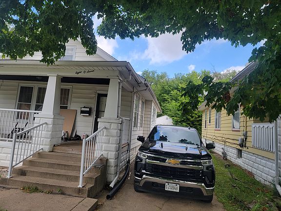 2nd image of 807 W Virginia Ave