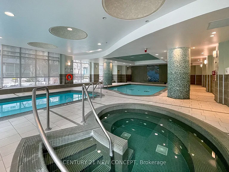 18 Holmes Ave #1812 — Photo 29