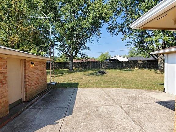 3rd image of 7141 Caribe Pl
