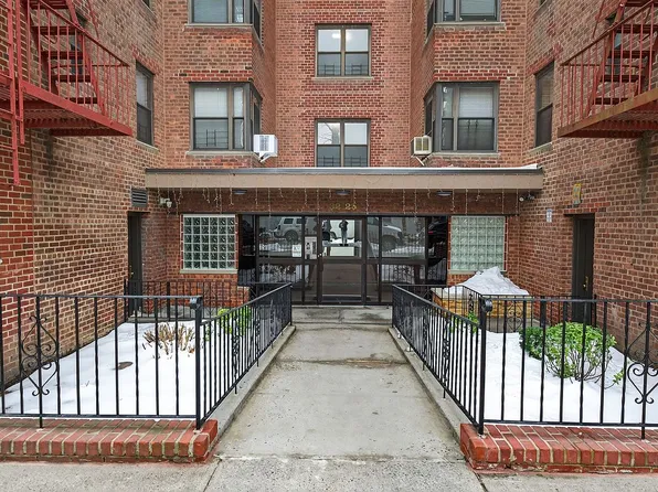 32-25 88th St #407, East Elmhurst, NY 11369