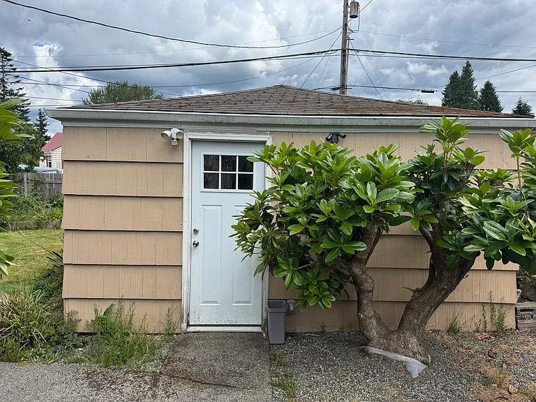 4605 Hoyt Ave — Photo 11