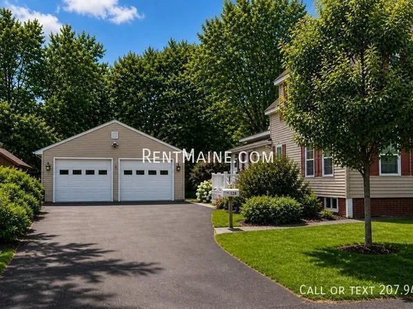 126 Western Ave APT B, Waterville, ME 04901