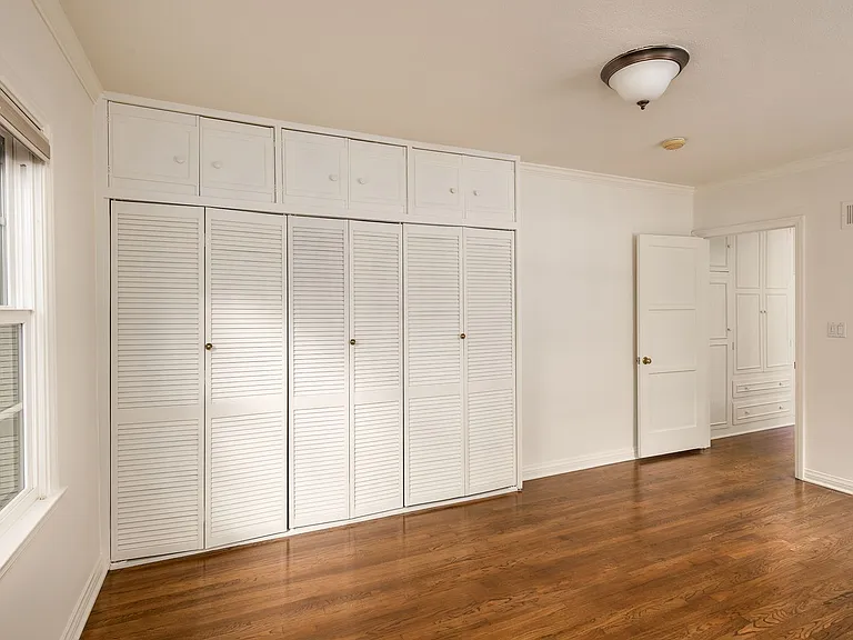 2624 N Commonwealth Ave — Photo 20