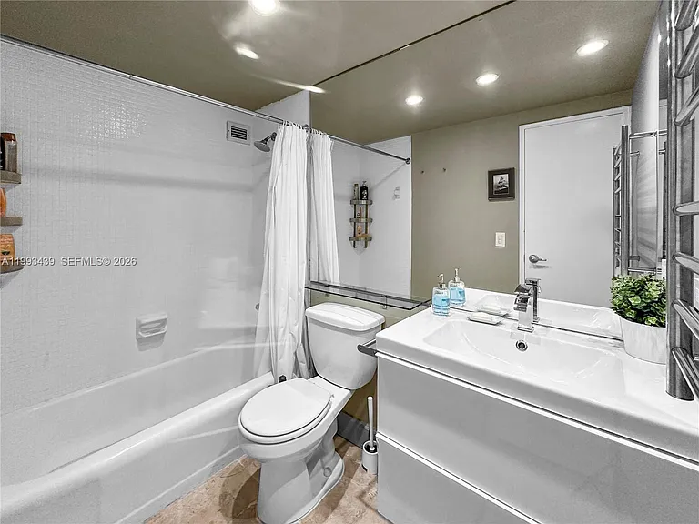 10185 Collins Ave #502 — Photo 16