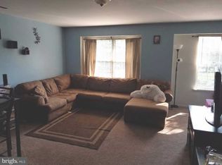 904 Lindsley Ct, Burlington, NJ 08016