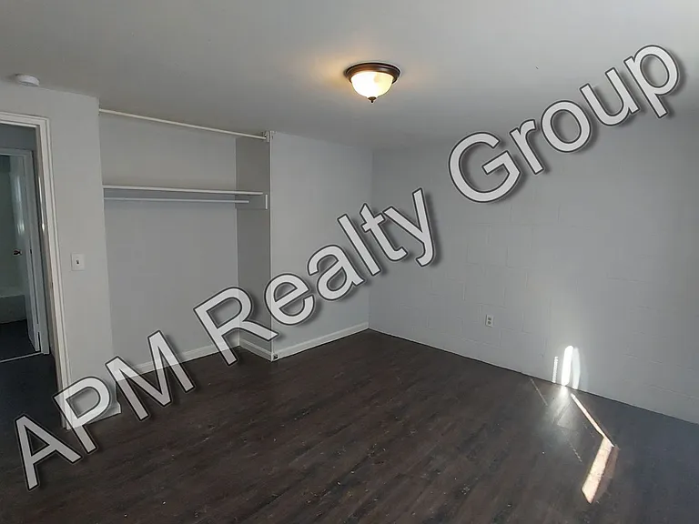 3045C Howell Ave — Photo 1