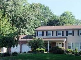 6 Astri Ct, Suffern, NY 10901