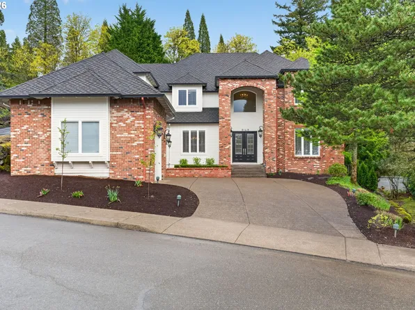 9149 NW McKenna Dr, Portland, OR 97229