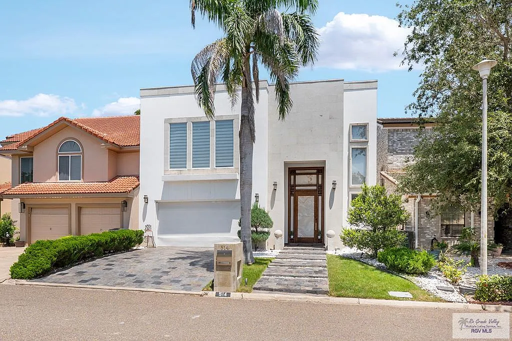 4 bed, 4.5 bath, 3380 sqft, $3,950 — Photo 1