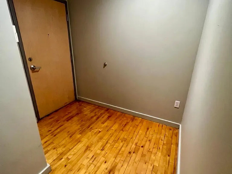 210 Lincoln St #304 — Photo 14